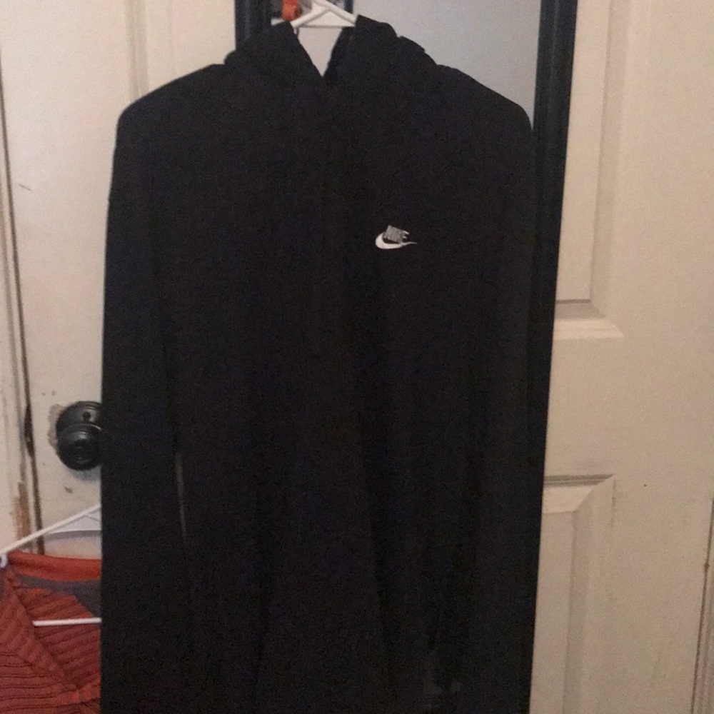 Black Nike Men’s XL light weight hoodie